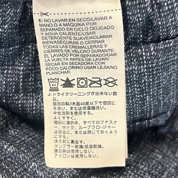 The North Face Boy’s Reversible Coat - Picture 6 of 8